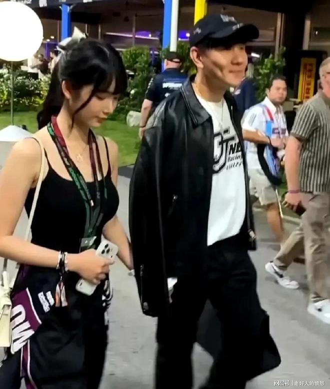 曾称C罗是历史最佳！34岁胖虎改口：梅西是足球之神 梦想与他踢球