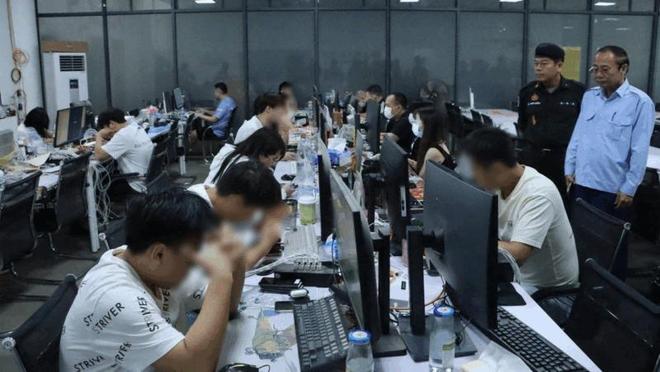 申花海港双双客场赢球，保级警报暂解除，但下一轮才是生死战