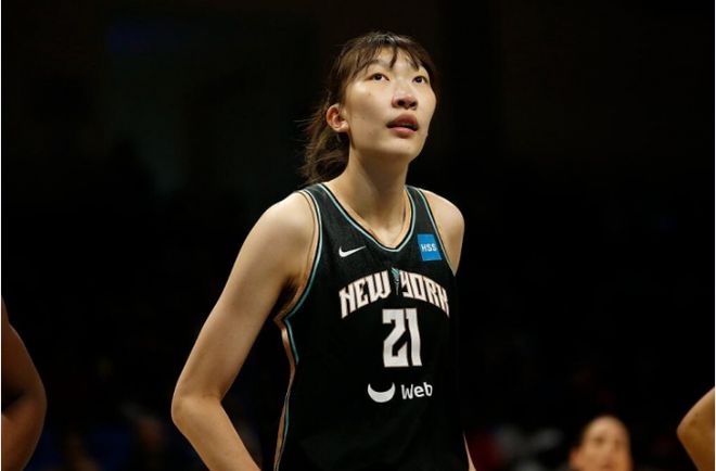 宋凯熬夜看世界杯！调研2大黑马 感叹：不留洋 国足只能在家看球