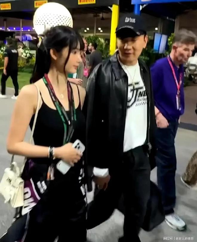 曾称C罗是历史最佳！34岁胖虎改口：梅西是足球之神 梦想与他踢球